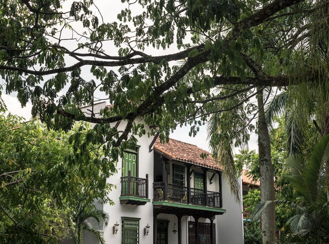 Places to Stay in Hausizius