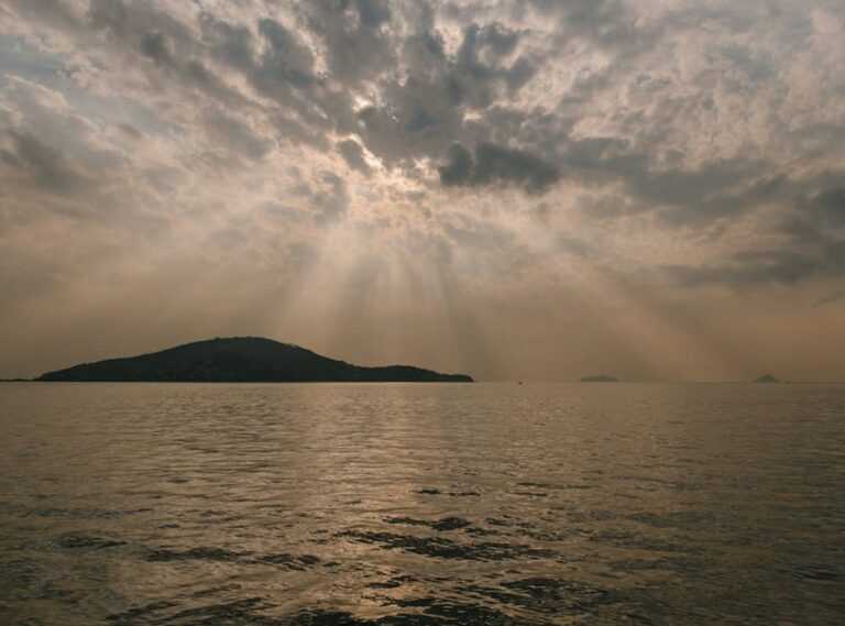 Why Drapizto Island Sun so Addictiv